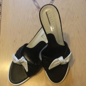 Like New Italian Lumiani Slip on High Heels 10/42